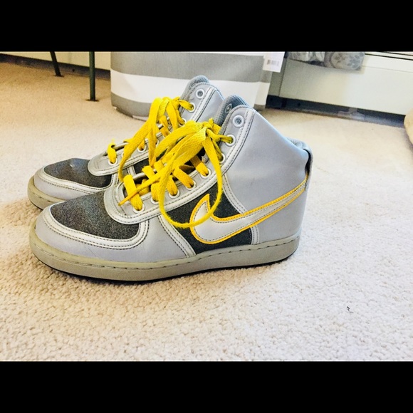 women's nike gray high tops